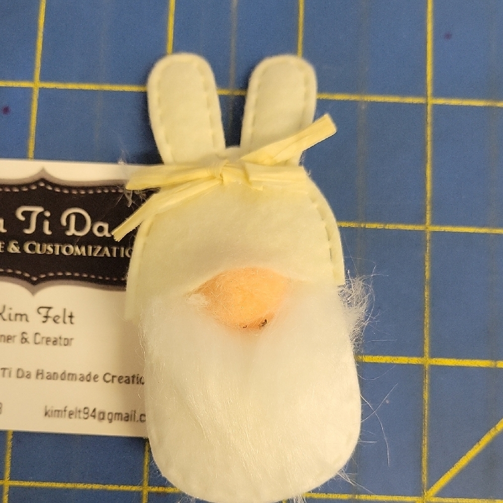 La Ti Da Handmade Creations White Felt Bunny Gnome 4" Pin